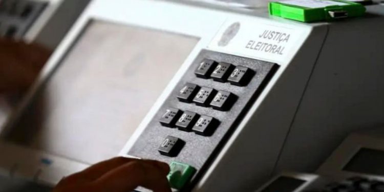 Pesquisas eleitorais devem ser registradas para serem divulgadas no TSE a partir desta segunda (1°); veja penalidades por descumprimento