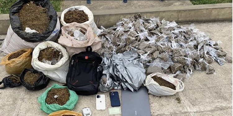 Influencers baianos são presos em flagrante por tráfico de drogas em Salvador