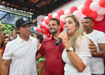 Alessandra Gomes lança Leozinho da Usina como seu pré-candidato a prefeito