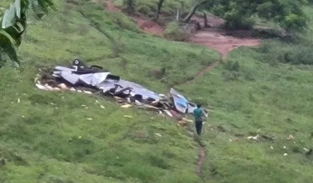 Avião cai e deixa 5 mortos em Minas Gerais