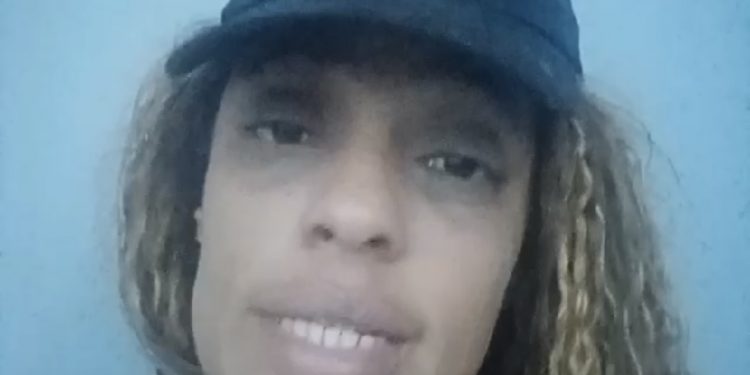 Mulher envolvida em briga em Madre de Deus se pronuncia: veja o que ela disse”