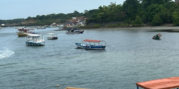 Vítimas de naufrágio em Madre de Deus são identificadas; três seguem desaparecidos