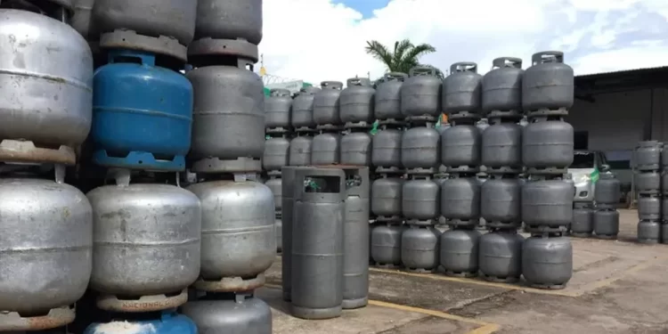 Preço do gás de cozinha tem reajuste e aumento é cobrado a partir desta quinta-feira