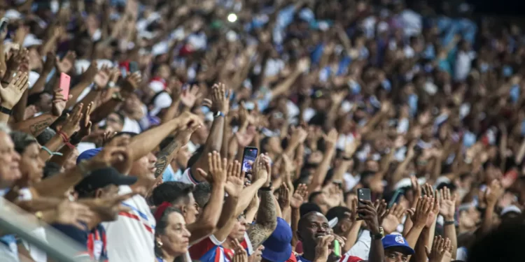 Casa cheia! Mais de 42 mil torcedores confirmados para Bahia e Sport