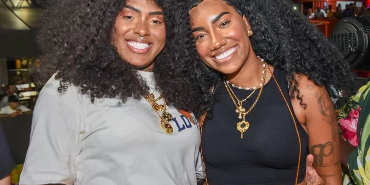 Xanddy Harmonia anuncia gravidez de A Dama e esposa no pré-Carnaval de Salvador: ‘Sou fofoqueiro’