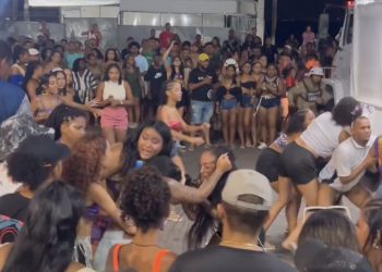 Bloco do Street Fighter: quatro mulheres saem no tapa em noite de Carnaval de Madre de Deus 