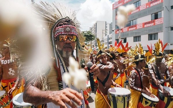 Carnaval encerra com arrastão com Bell Marques, Léo Santana, Carlinhos Brown e Danniel Vieira
