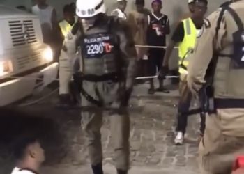 Policial que deu ‘voadora’ em folião é afastado e responderá PAD