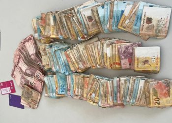 Mulher é presa com mais de 30 mil reais pela PM em Maragogipe