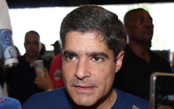 ACM Neto critica fala de Jerônimo sobre aprovação em massa nas escolas; veja