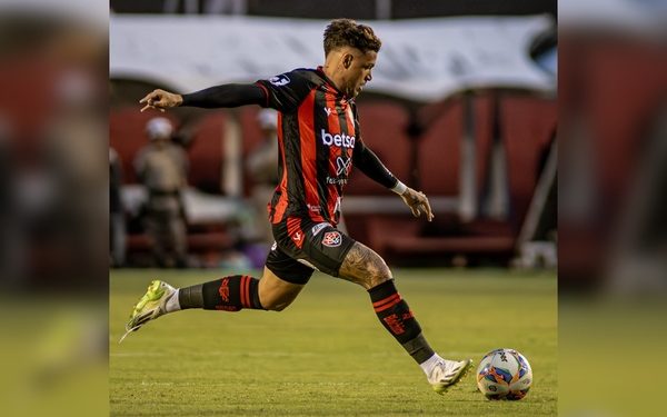 EM CASA: Vitória arranca empate no final do segundo tempo e segue sem vencer no Nordestão