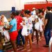 Mais de 24 mil famílias vão receber a Santa Cesta; distribuição começa nesta terça (26)