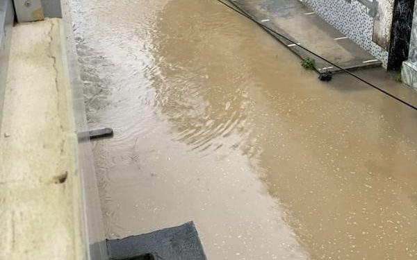 Moradores da Urbis 1 pedem solução para alagamento no Caminho 14