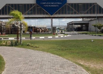 Governo da Bahia formaliza autorização para BYD instalar fábrica no Polo Industrial de Camaçari