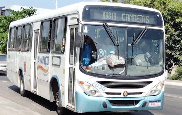 Ônibus metropolitanos voltam a circular; categoria rejeita proposta, mas aceita nova rodada de negociação