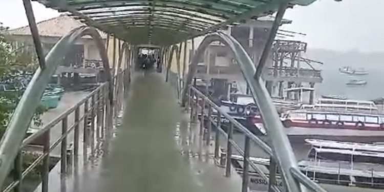 Sem a fiscalização da Prefeitura, SINART deixa abandonado o terminal marítimo de Madre de Deus