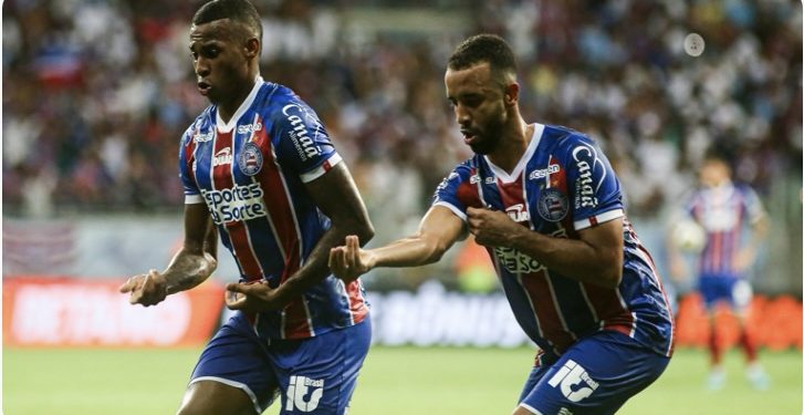 DEU BAHIA: Jean Lucas comemora imitando galinha, causa confusão e tricolor vira em cima do Vitória