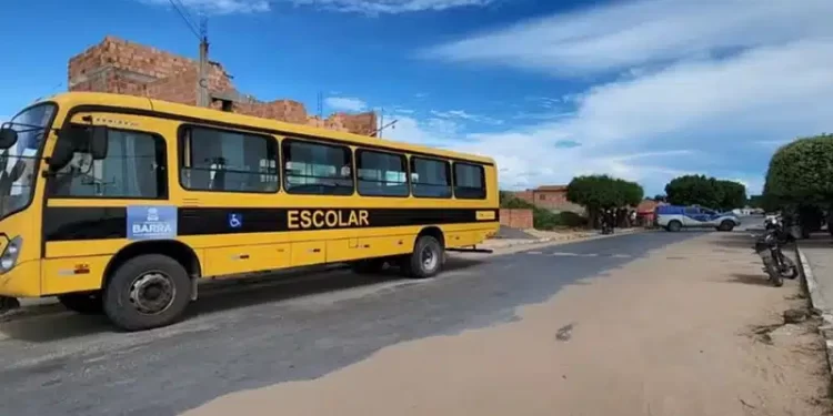 BA: Criança de 6 anos morre após ser atropelada por ônibus escolar