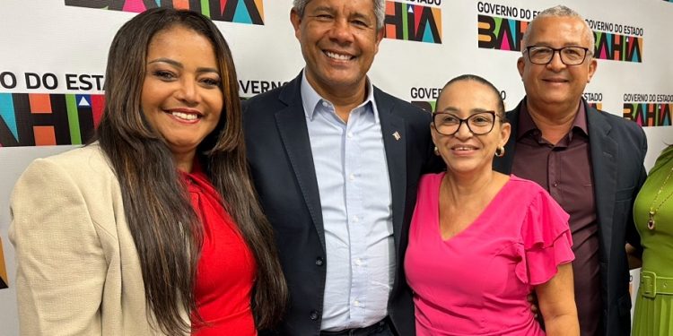 Candeias: vereadora Amiga Ju declara apoio a pré-candidatura a vice-prefeita Marivalda Silva