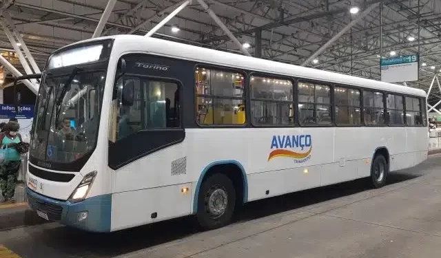 CRISE: Avanço entrega linhas de ônibus metropolitanos e encerra operações na RMS