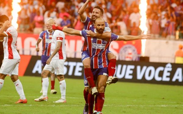 Bahia faz 3 a 0 no Náutico e avança para semifinal da Copa do Nordeste