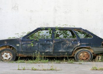 SFC: Carros Velhos vão ser rebocados das ruas 