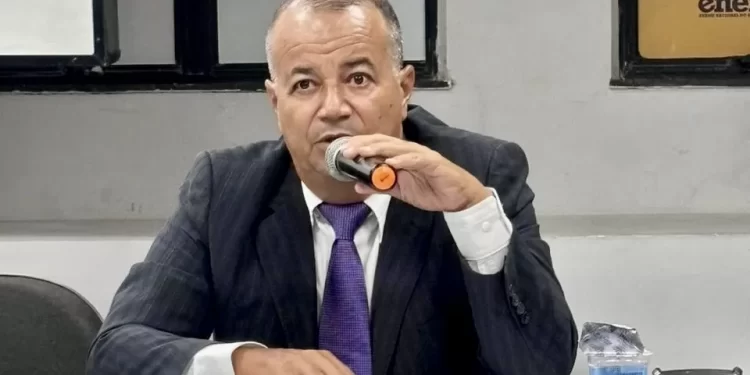 MADRE DE DEUS: vereador afirma que contratação de terceirizada é repleta de irregularidades e objetivo é “comprar votos”