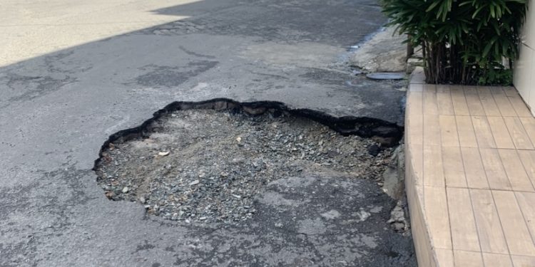 Moradores reclamam sobre trabalho “Meia Boca e falta de respeito” da embasa