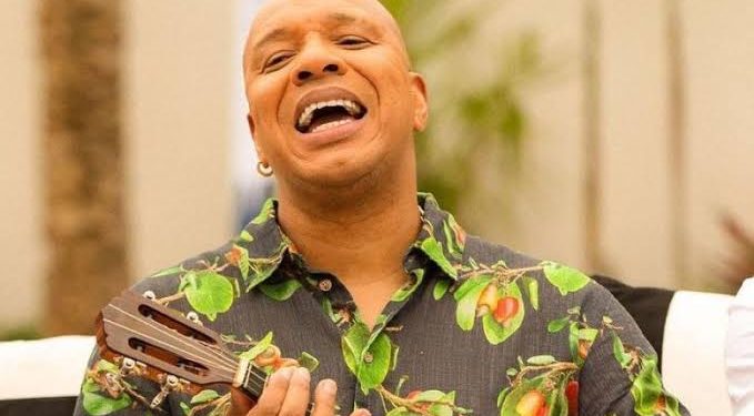 Morre, aos 51 anos, Anderson Leonardo, vocalista do Molejo