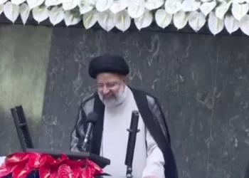 Ebrahim Raisi, presidente do Irã, morre em queda de helicóptero