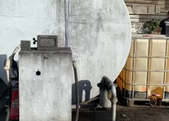 Polícia encontra distribuidora de combustíveis adulterados em Dias d’Ávila