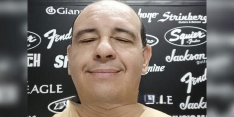 Esposa mata sargento do Exército após encontrar mensagens da amante no celular dele; caso aconteceu no apartamento em Amaralina