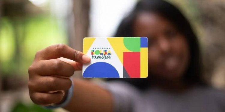 Caixa começa a pagar Bolsa Família de junho nesta segunda-feira; veja calendário