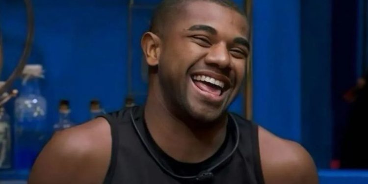 Com investimento no Litoral Norte da Bahia, Davi Brito surpreende ao entrar em novo ramo profissional