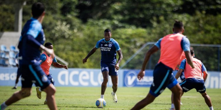 Bahia visita o Flamengo nesta quinta em duelo direto pela liderança do Brasileirão