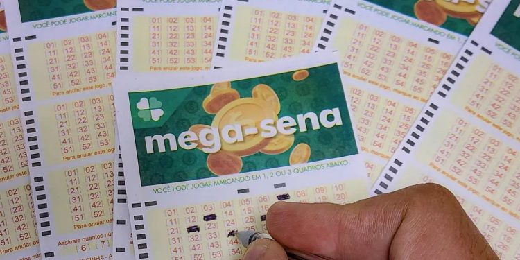 Mega-Sena acumula e poderá pagar até R$ 21 milhões nesta terça-feira
