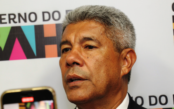 Jerônimo veta envolvimento de policiais com política: ‘Vamos trabalhar com a lei’