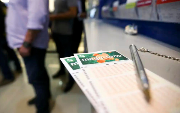 Mega-Sena: Ninguém acerta dezenas sorteadas e prêmio acumula em R$ 65 milhões