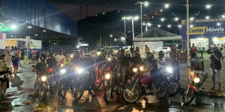 Motociclistas de Candeias Protestam por Mais Segurança após série de furtos