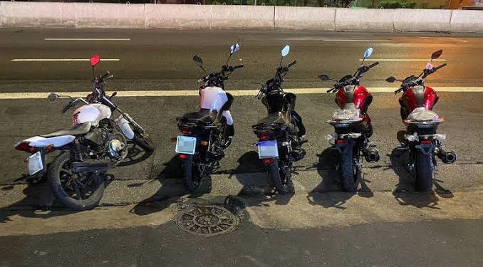 Explosão de furtos em Candeias: 24 motos desaparecem em 21 dias
