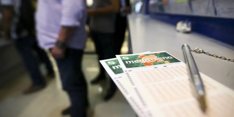 Três apostas levam prêmio de mais de R$ 102 milhões na Mega-Sena
