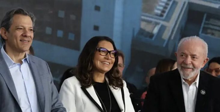 Lula repete tom de Bolsonaro ao dizer que tem ‘tesão de 20 anos’ e Janja como testemunha