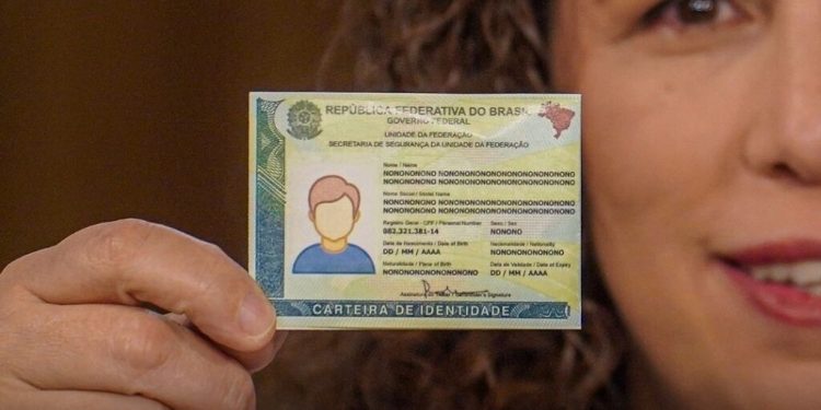 Com atraso, Bahia lança sistema de emissão da nova Carteira de Identidade Nacional