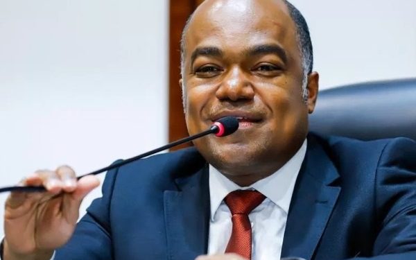 Deputado apresenta PL que proíbe uso de maconha em ambientes públicos na Bahia