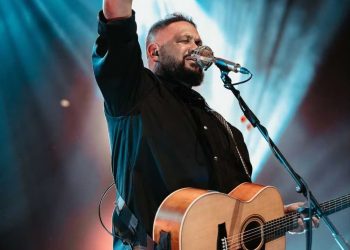 Candeias: Prefeito Dr. Pitagoras anuncia Fernandinho como a primeira atração da Semana Evangélica 2024