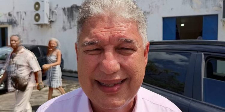 Rosemberg confia na vitória de Calmon e Marivaldo em São Francisco do Conde e afirma: “Está consolidado; meu desafio é aproximá-los mais de Jerônimo e Lula.”
