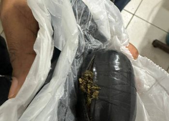 Mulher é presa em Serrinha ao tentar entrar em presídio com maconha no ânus