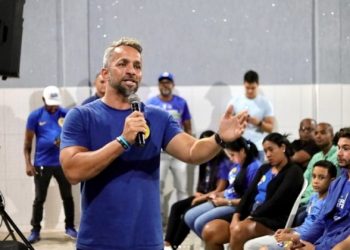 Flávio cita desvio milionário de ex-prefeito em obras em Camaçari: ‘Vergonha’