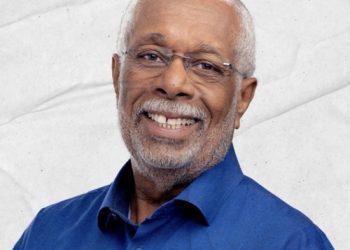 São Francisco do Conde: Calmon lidera com 61,8% das intenções de voto; Ró Valentim tem 25,7%, aponta pesquisa