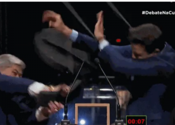 Datena agride Pablo Marçal com uma cadeira durante debate em São Paulo